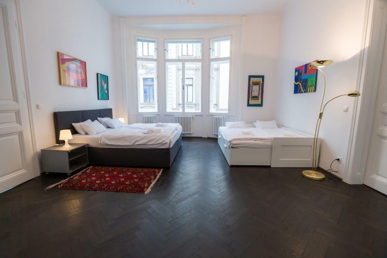 Grand Soho Apartment Вена Экстерьер фото