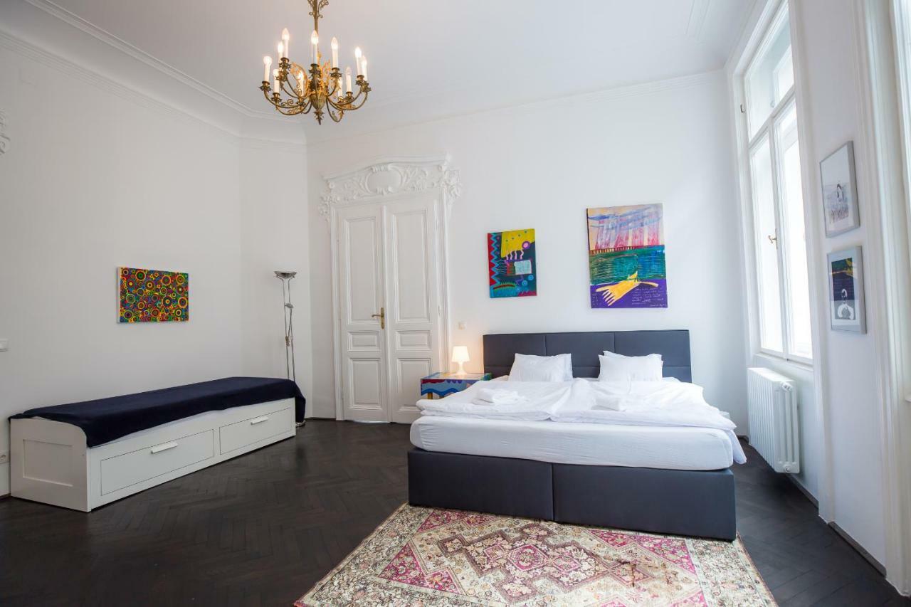 Grand Soho Apartment Вена Экстерьер фото