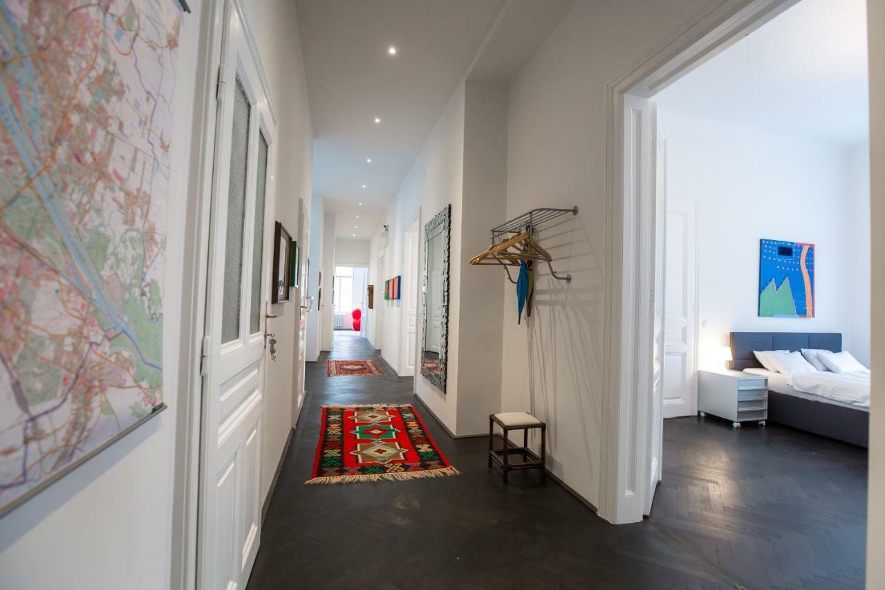 Grand Soho Apartment Вена Экстерьер фото