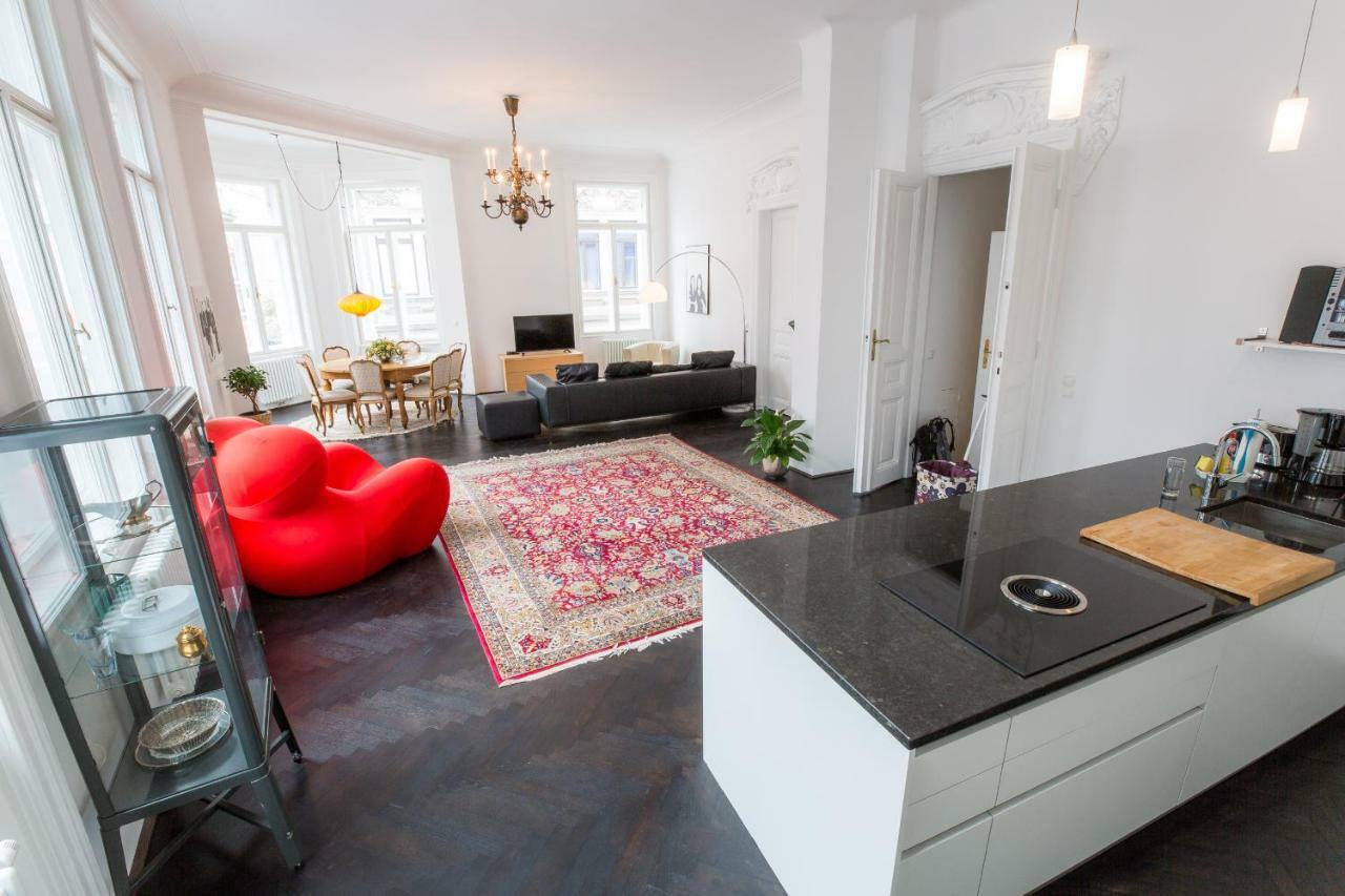 Grand Soho Apartment Вена Экстерьер фото